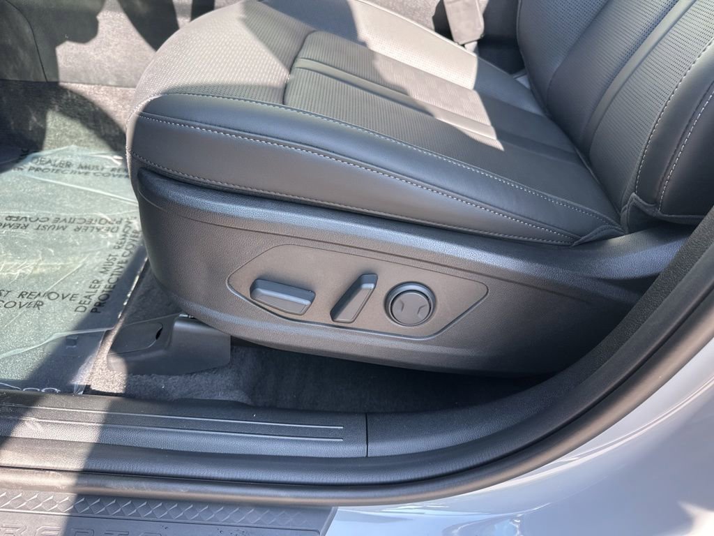 New 2026 Kia Sorento X-Line EX image 17