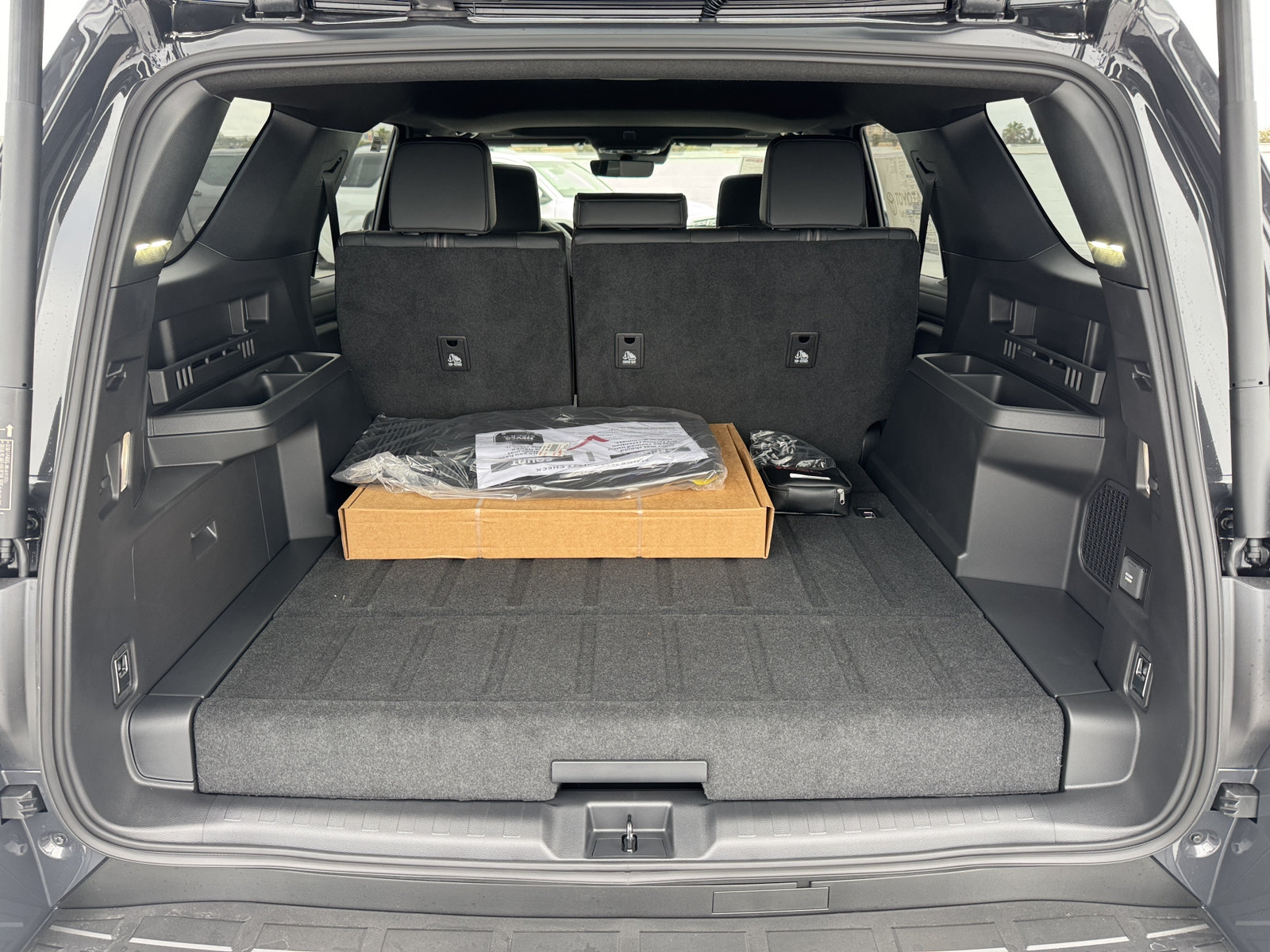 New 2026 Toyota 4Runner Limited AWD/4WD image 9