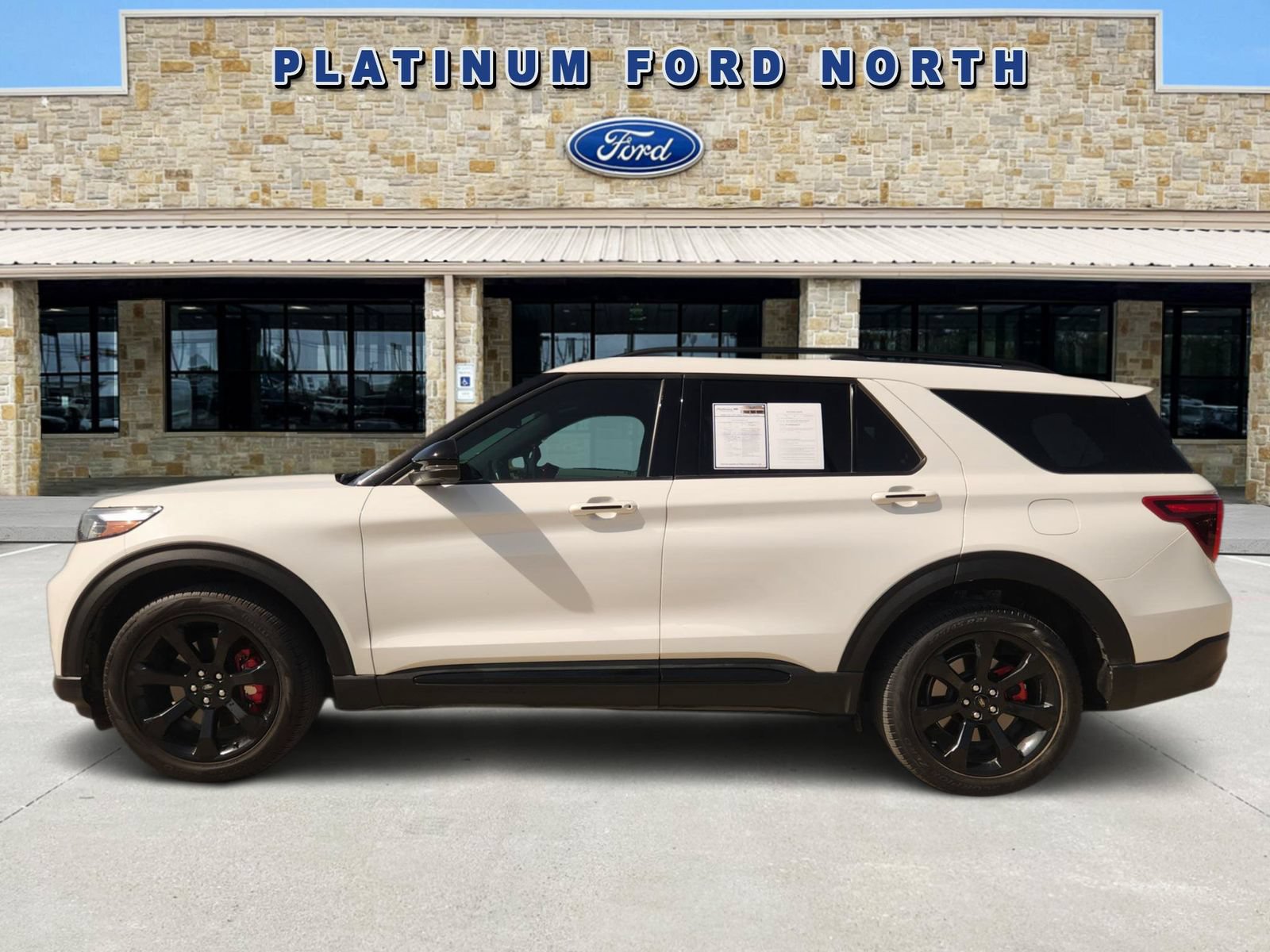 Used 2023 Ford Explorer ST w/ Equipment Group 401A AWD/4WD image 3