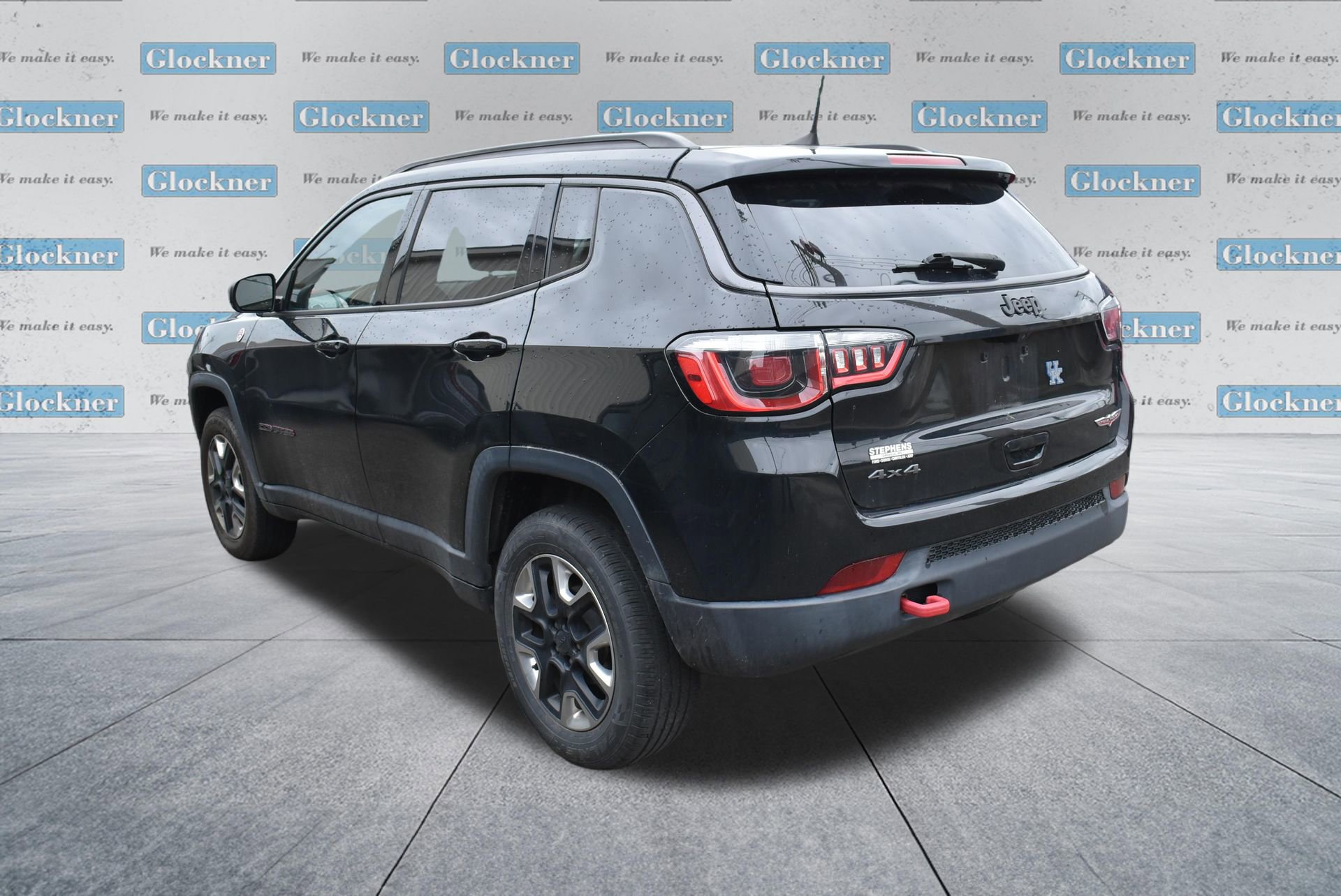 Used 2018 Jeep Compass Trailhawk w/ Navigation Group AWD/4WD image 14