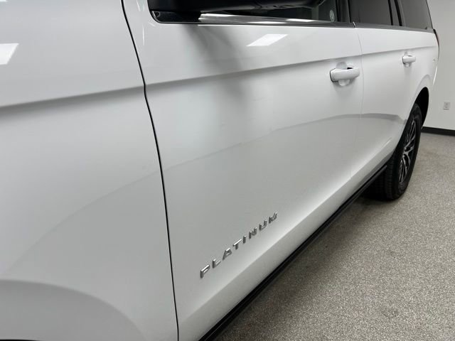 Used 2025 Ford Expedition Max Platinum AWD/4WD image 16