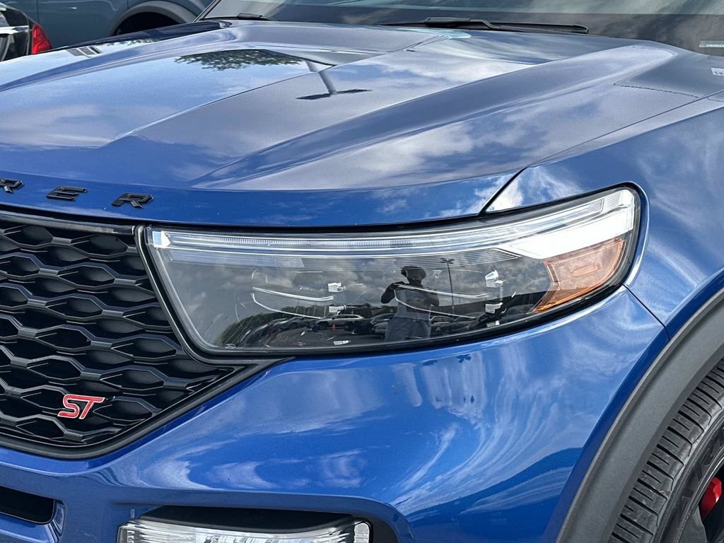 Used 2020 Ford Explorer ST w/ ST Street Pack AWD/4WD image 8