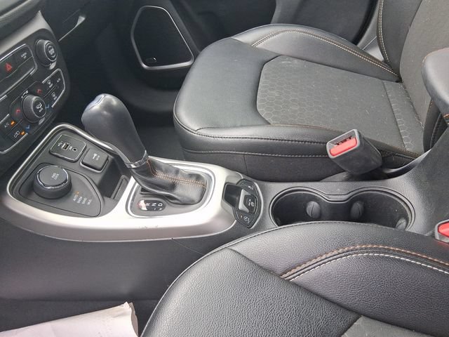 Used 2021 Jeep Compass Latitude w/ Sun and Sound Group AWD/4WD image 15