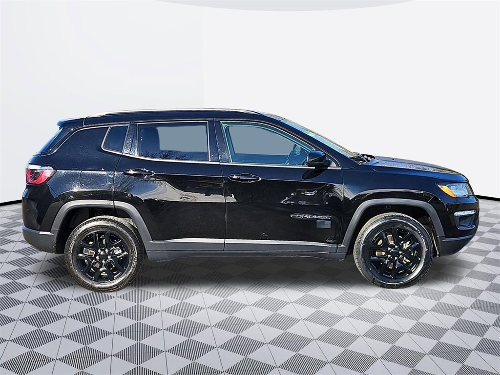 Used 2021 Jeep Compass Sport image 7
