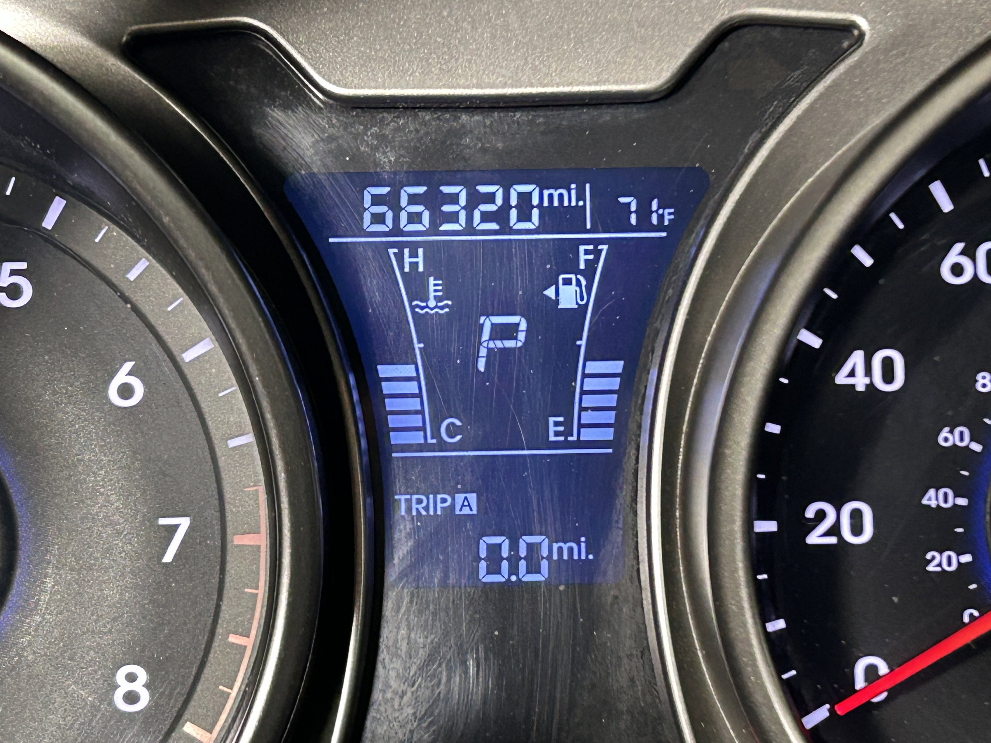 Used 2017 Hyundai Veloster Value Edition image 17