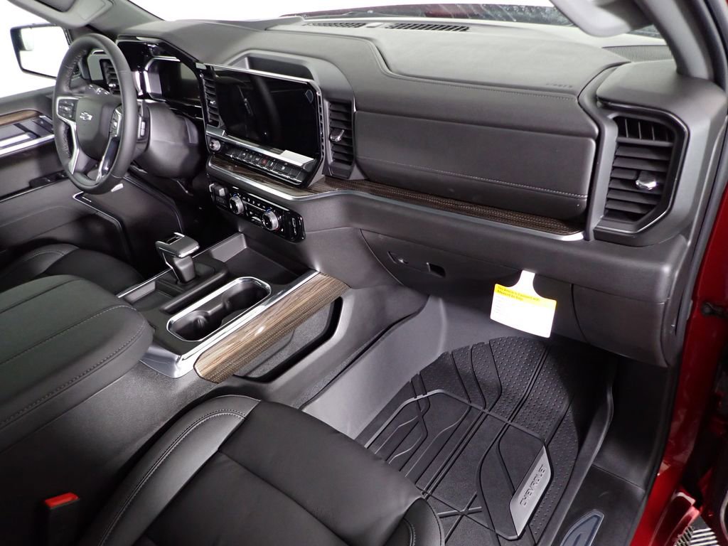 New 2026 Chevrolet Silverado 1500 RST w/ Dark Appearance Package image 30