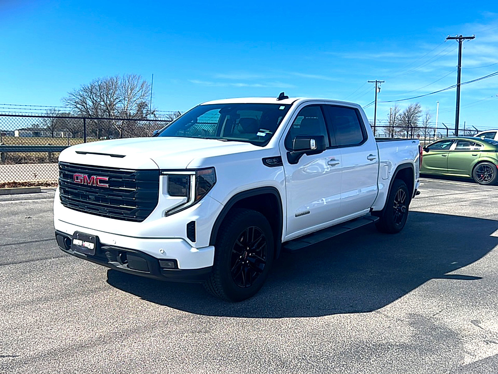 Used 2025 GMC Sierra 1500 Elevation w/ Elevation Premium Package image 8
