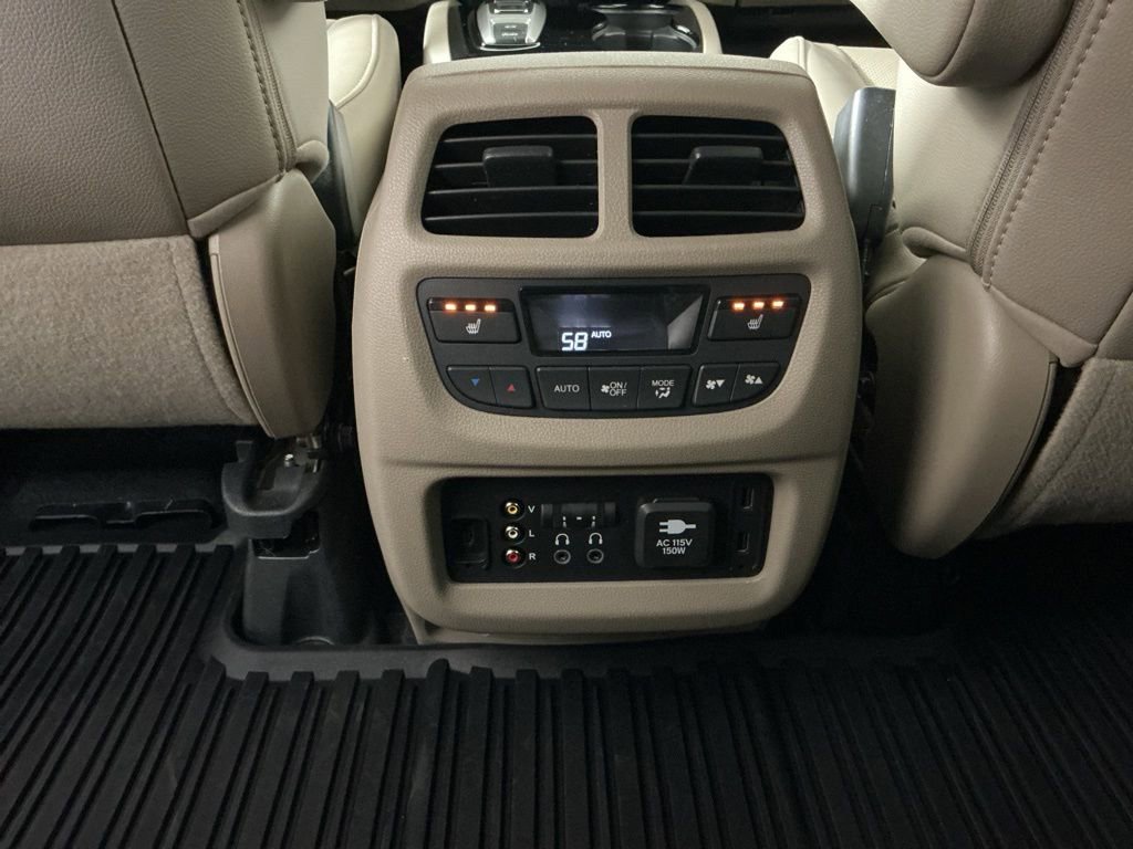 Used 2017 Honda Pilot Elite image 27