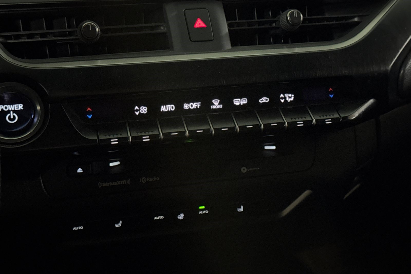 Used 2019 Lexus UX 250h F Sport AWD/4WD image 18