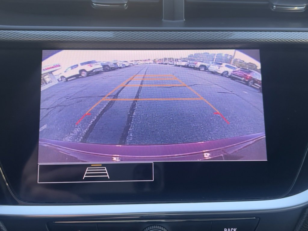 Used 2023 Buick Encore GX Select w/ Sport Touring Package image 23