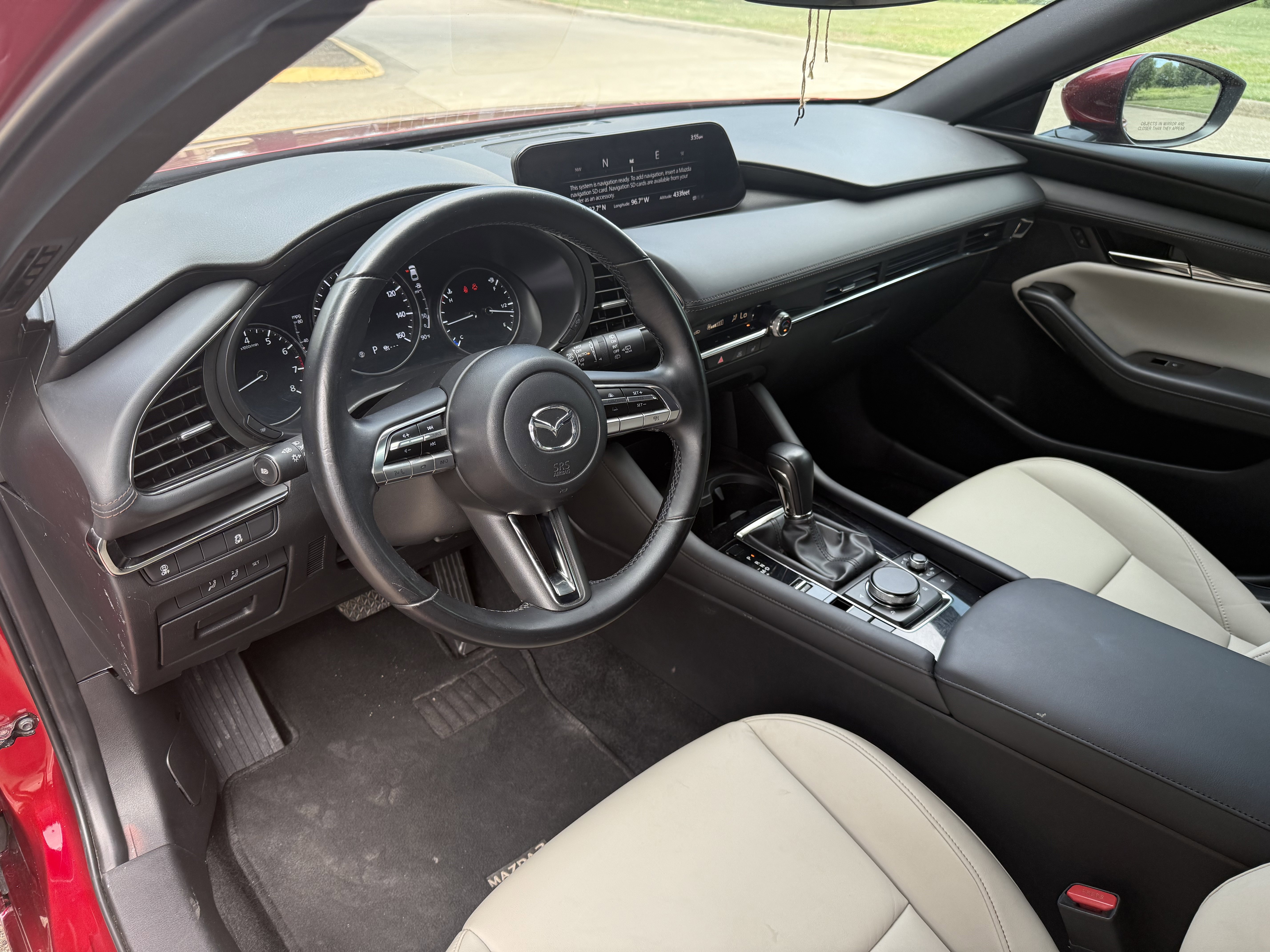 Used 2021 MAZDA MAZDA3 s image 11