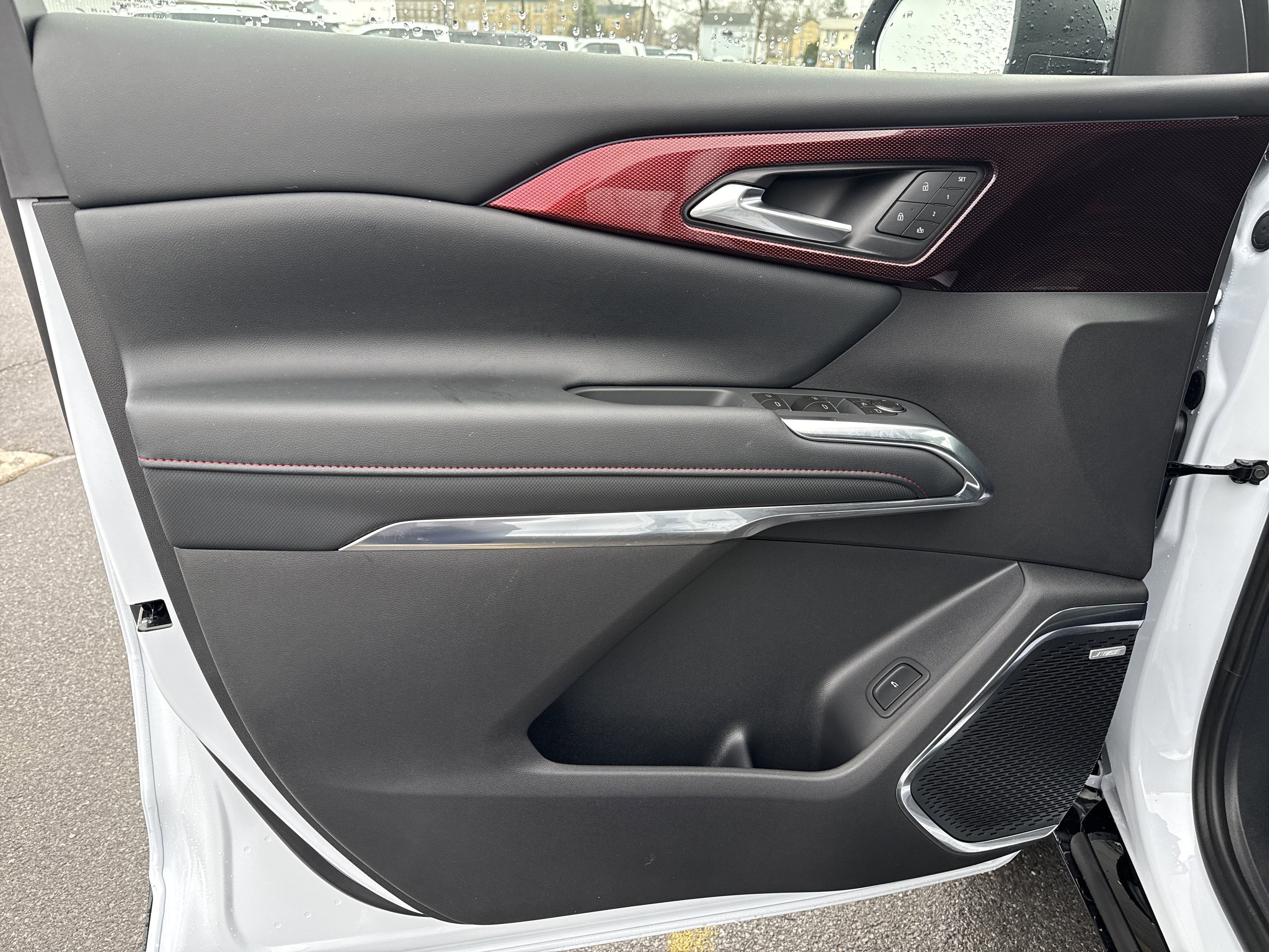 New 2026 Chevrolet Traverse RS w/ LPO, Floor Liner Package image 16