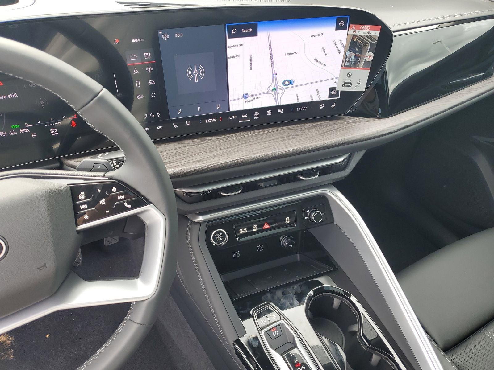 New 2025 Audi Q5 Premium Plus AWD/4WD image 25