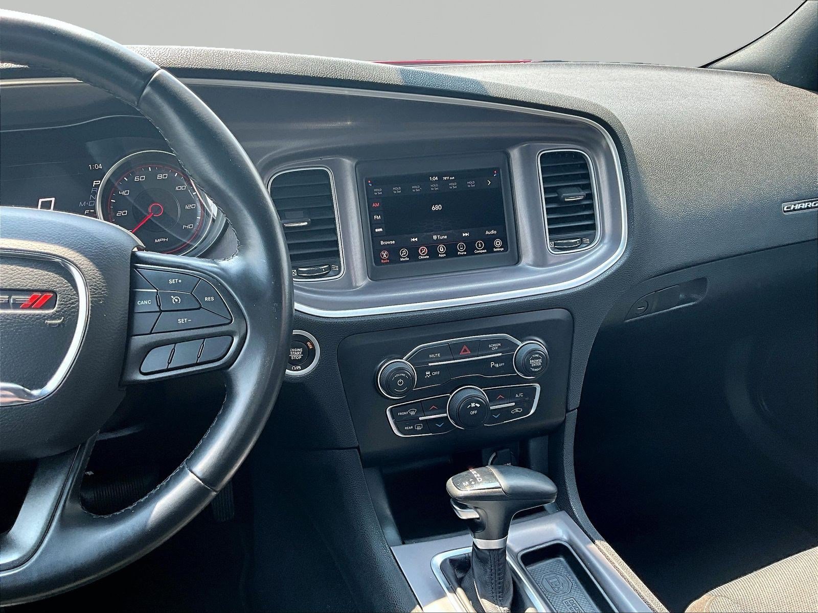 Used 2022 Dodge Charger SXT RWD image 9