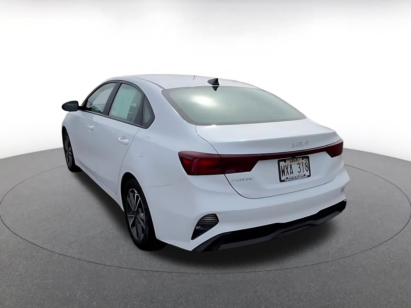 Used 2024 Kia Forte LXS FWD image 12