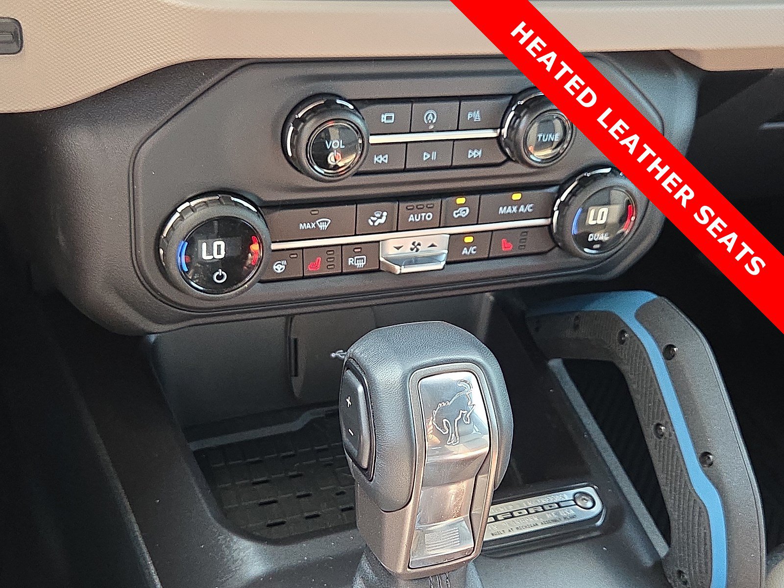 Used 2024 Ford Bronco Wildtrak AWD/4WD image 19