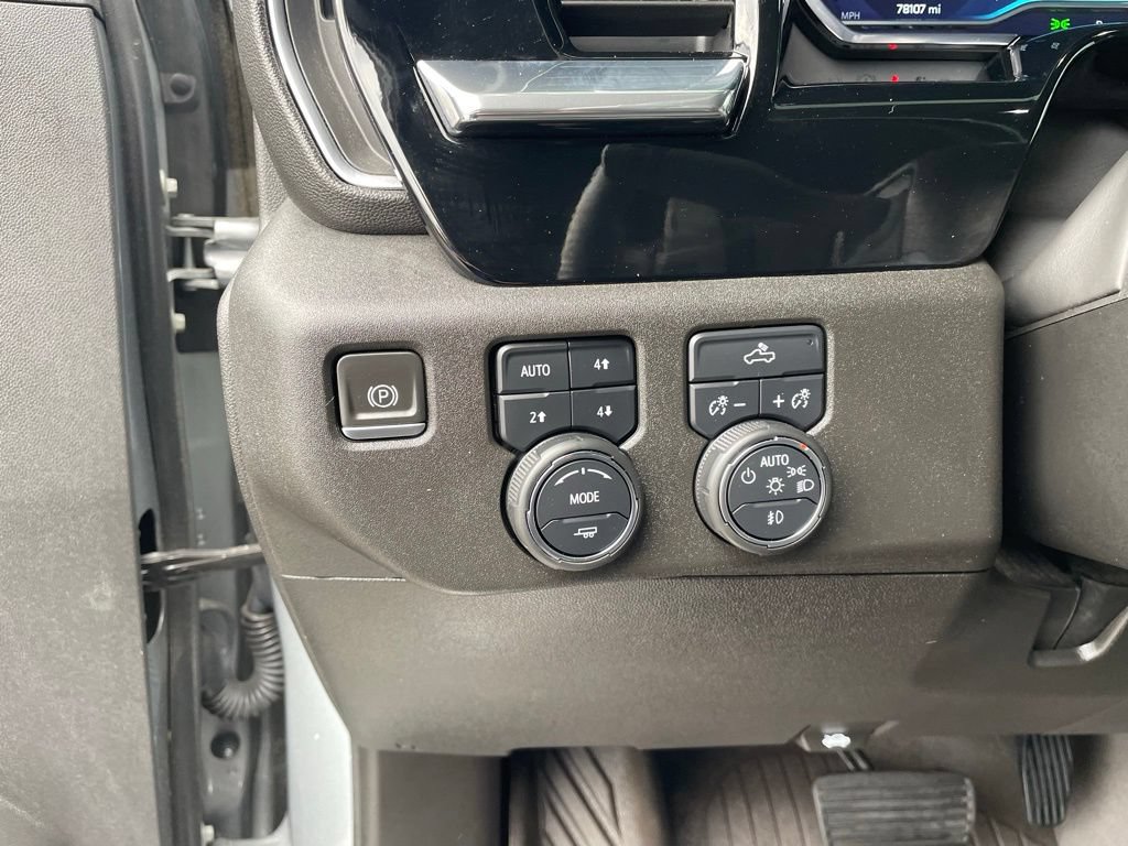 Used 2023 Chevrolet Silverado 1500 RST AWD/4WD image 13