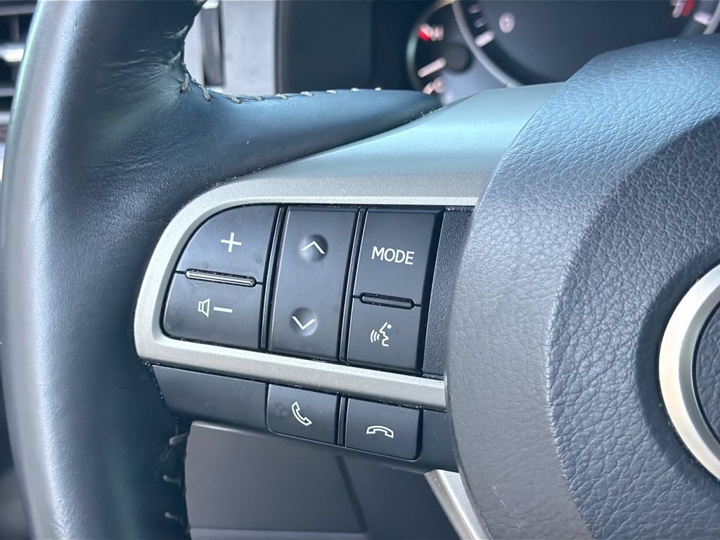 Used 2017 Lexus ES 350 w/ Luxury Package FWD image 26