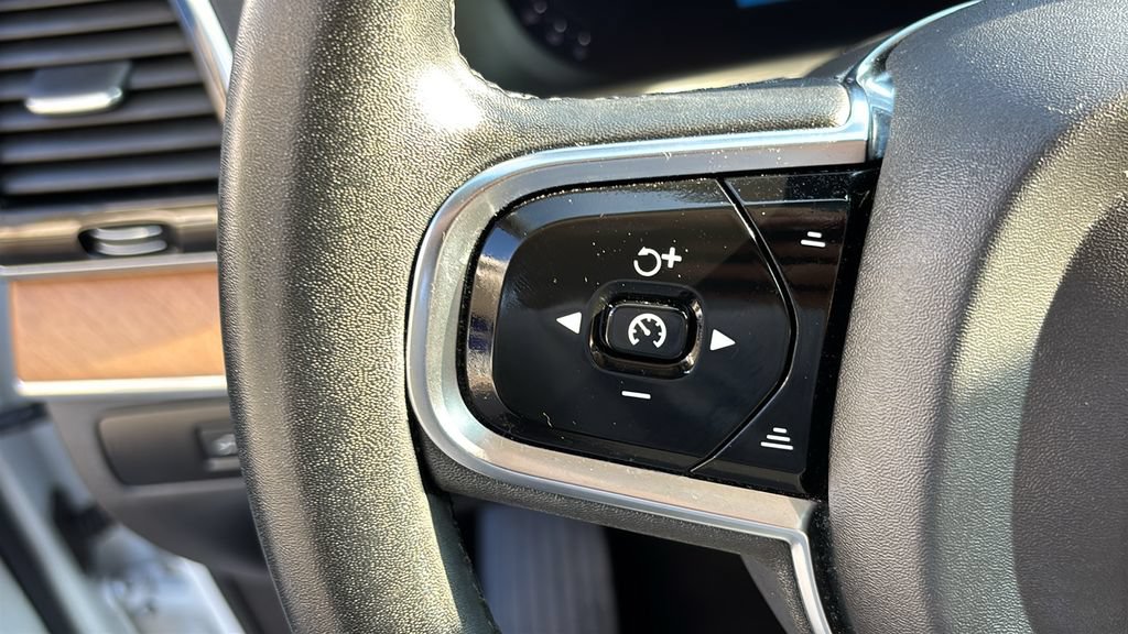 Certified 2023 Volvo XC90 B6 Plus AWD/4WD image 16