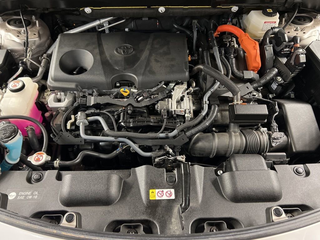 Used 2022 Toyota Venza XLE image 35