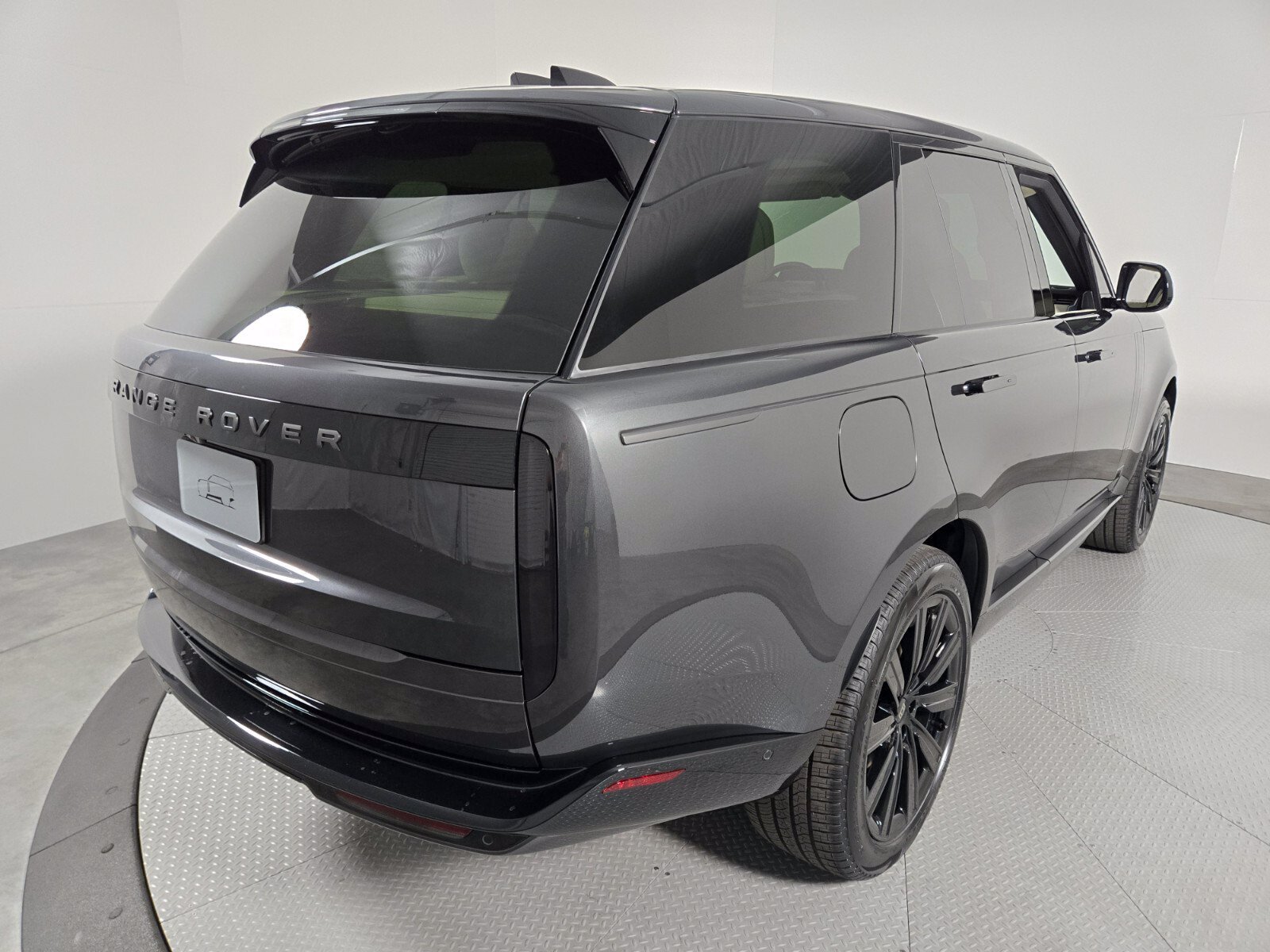 New 2027 Land Rover Range Rover SE AWD/4WD image 2