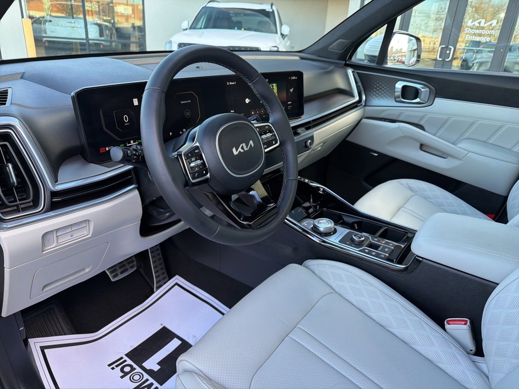 Used 2025 Kia Sorento SX Prestige image 33