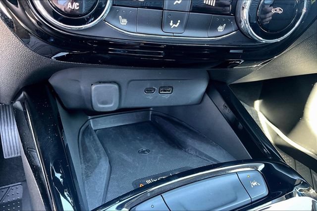 Used 2025 Chevrolet Trax ACTIV w/ Sunroof Package FWD image 15
