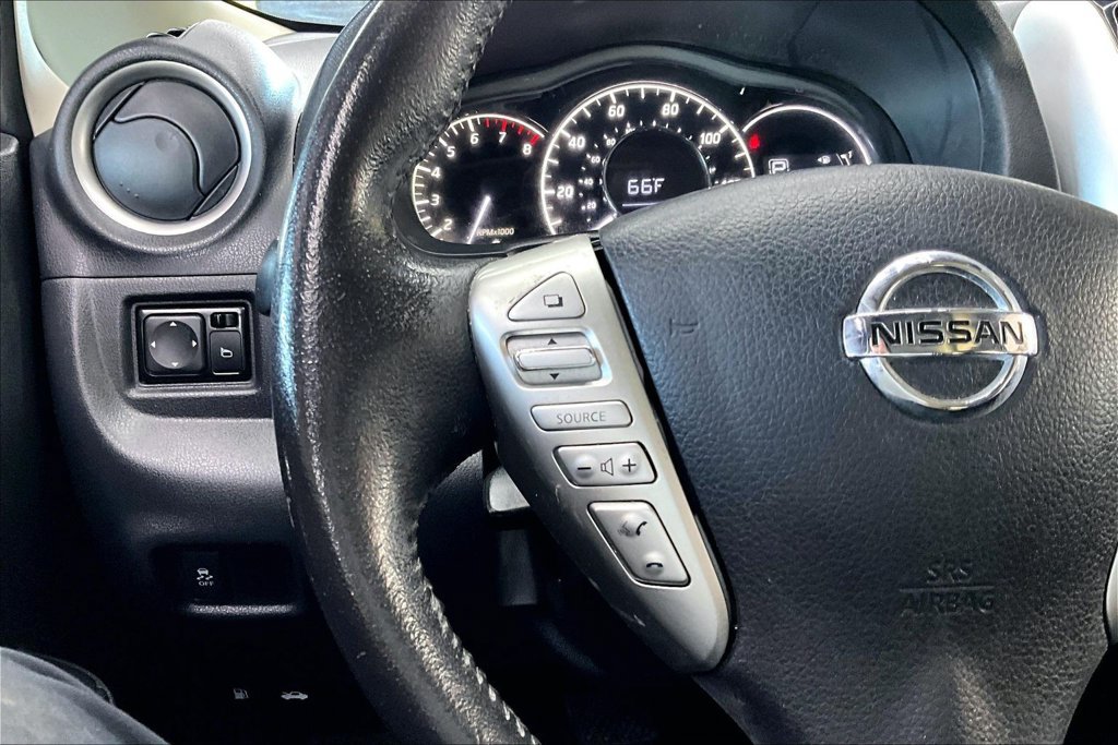 Used 2017 Nissan Versa Note SV FWD image 10