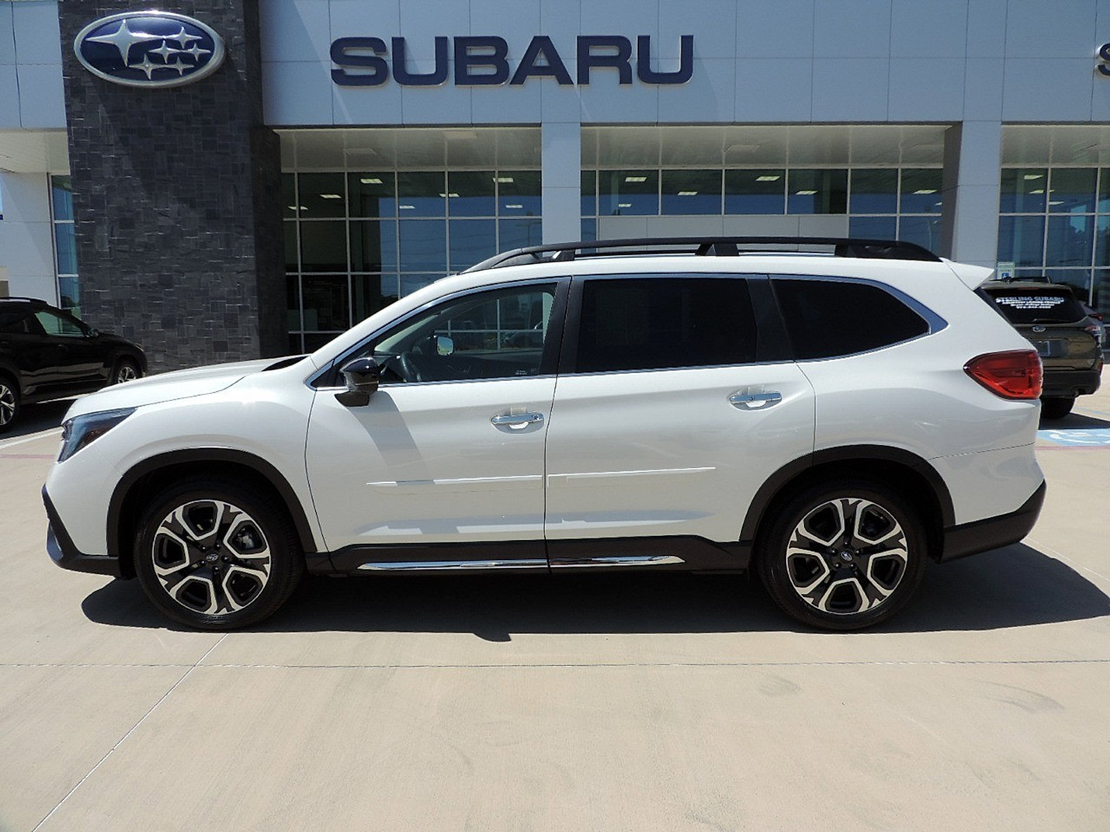 Certified 2024 Subaru Ascent Touring AWD/4WD image 8