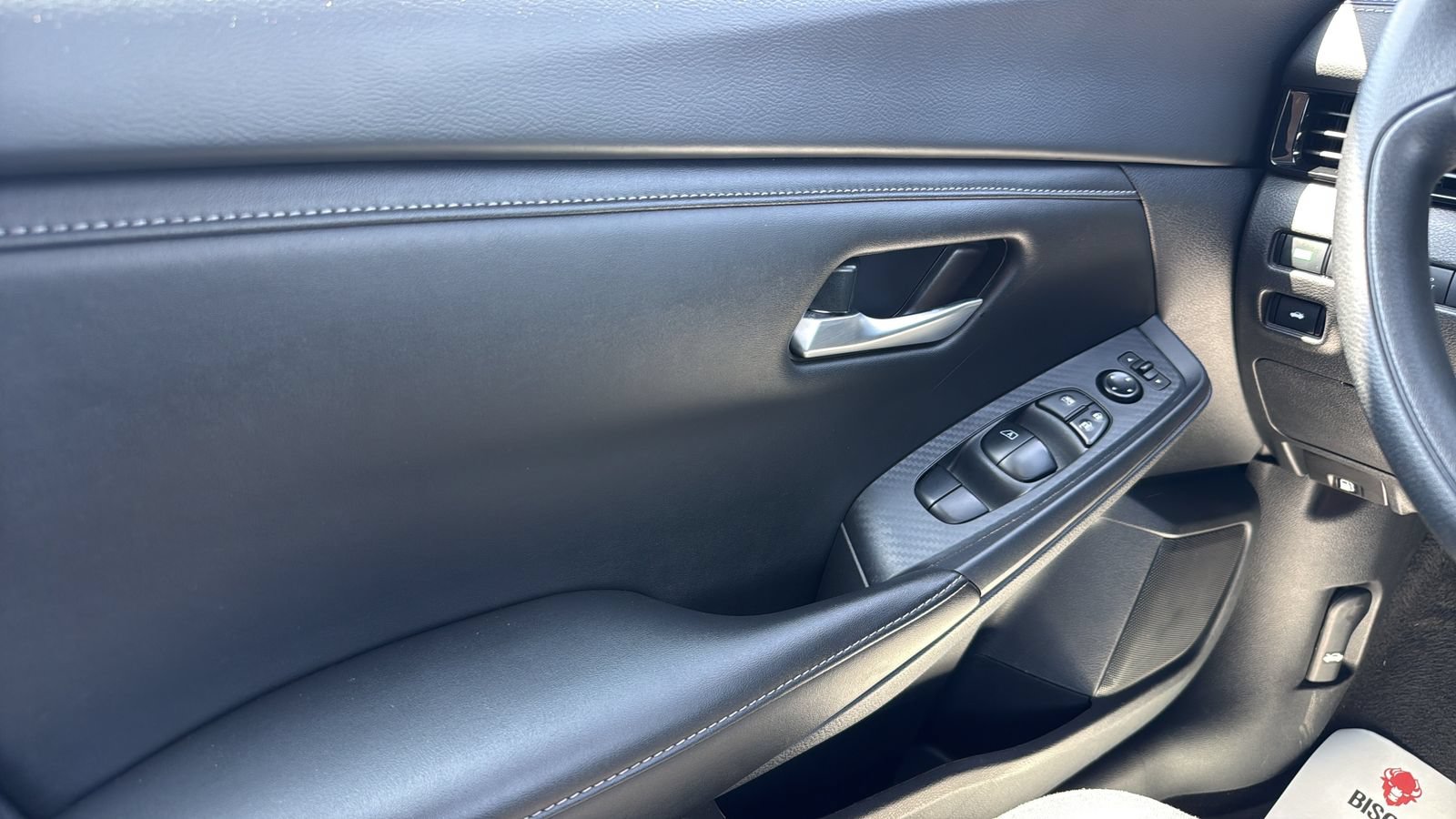 Used 2024 Nissan Sentra SV FWD image 10