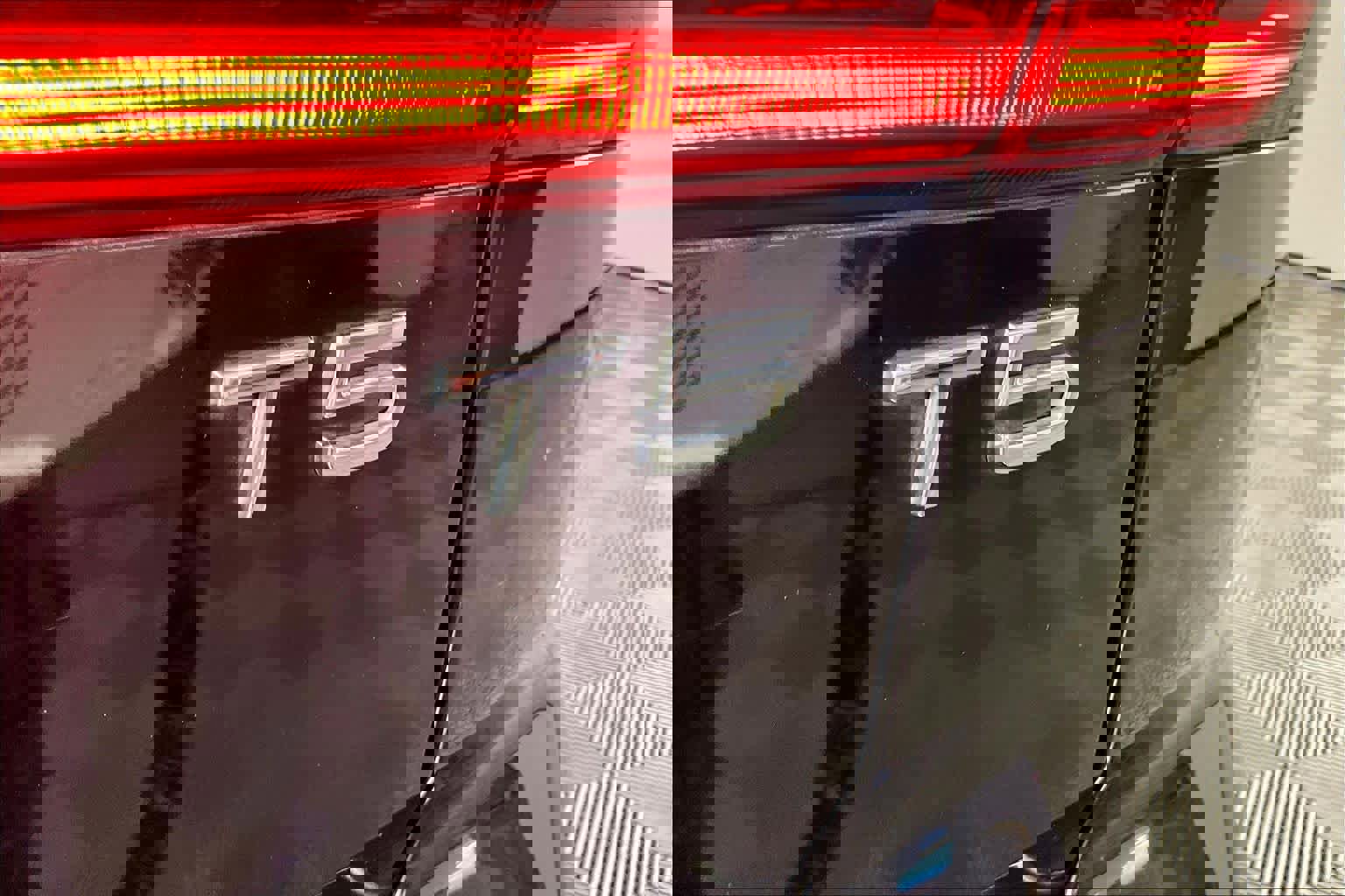 Used 2020 Volvo XC60 T5 Momentum w/ Premium Package image 10