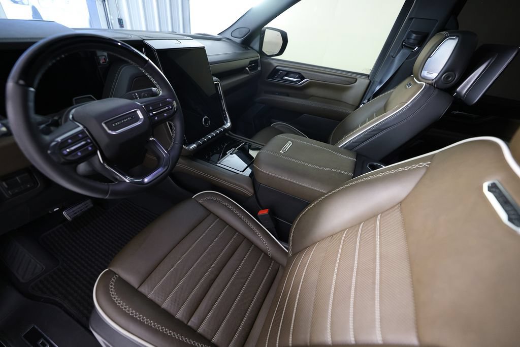Used 2026 GMC Yukon XL Denali Ultimate AWD/4WD image 19