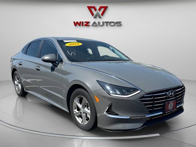 Used 2022 Hyundai Sonata SE w/ Preferred Accessory Package FWD image 6