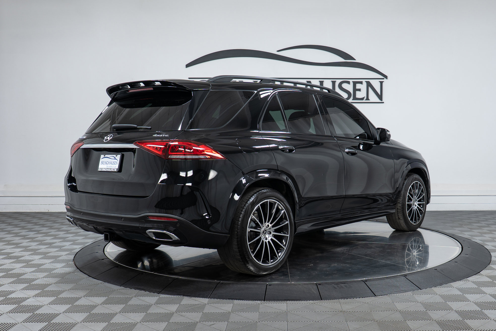 Certified 2022 Mercedes-Benz GLE 350 4MATIC w/ AMG Line Exterior image 5