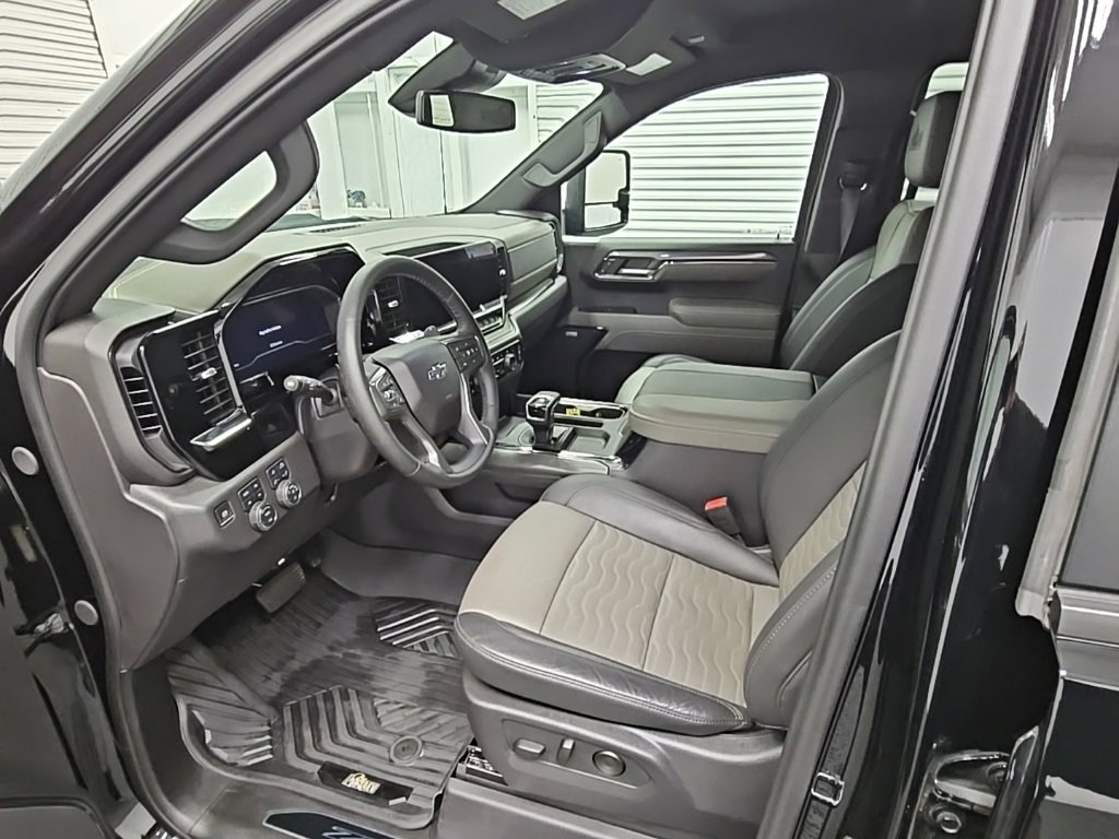 Used 2024 Chevrolet Silverado 1500 ZR2 w/ ZR2 Bison Edition image 10