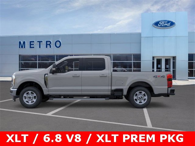 New 2026 Ford F250 XLT w/ XLT Premium Package image 4