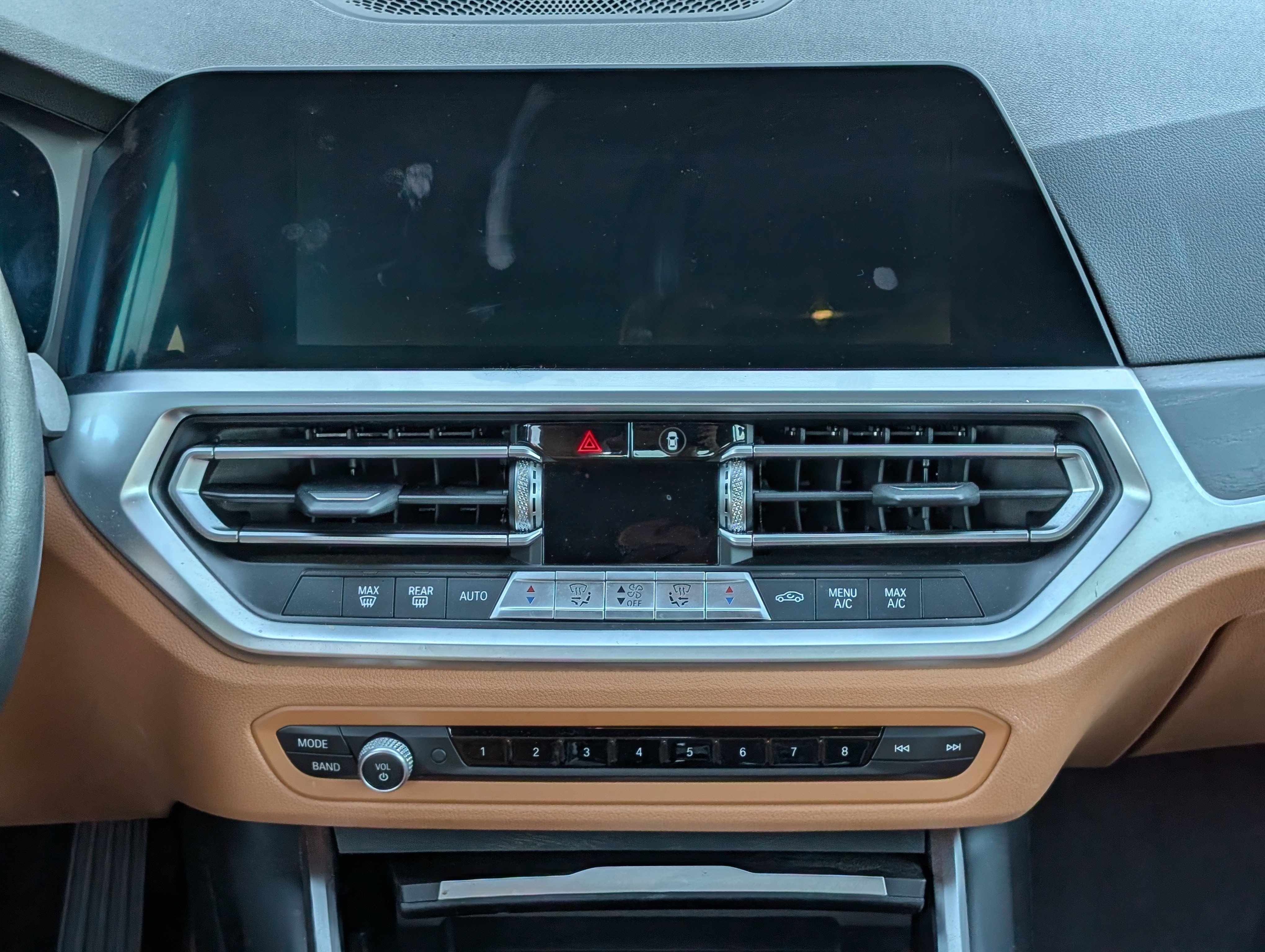 Used 2021 BMW 330e image 17