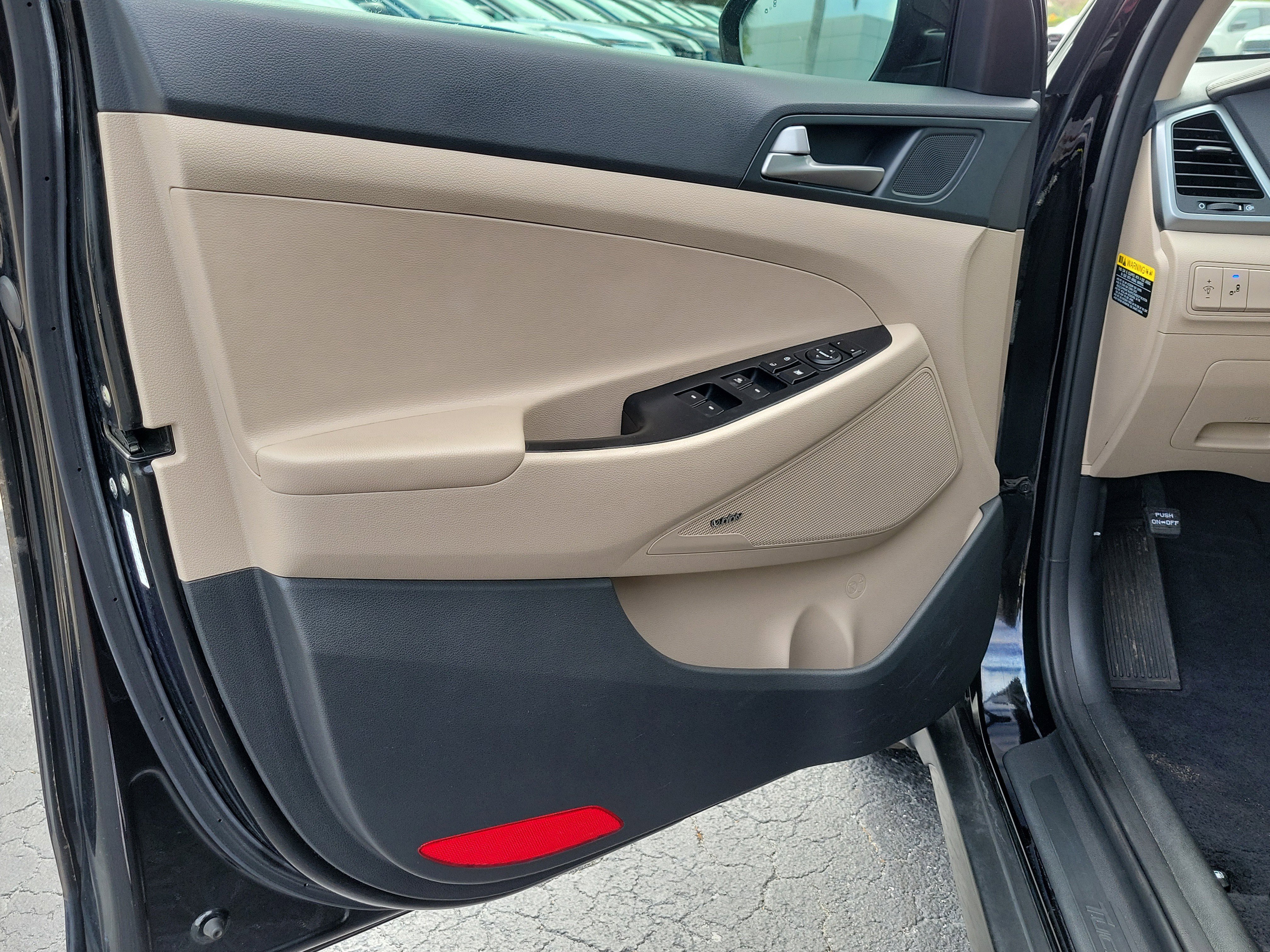 Used 2018 Hyundai Tucson SEL Plus FWD image 16