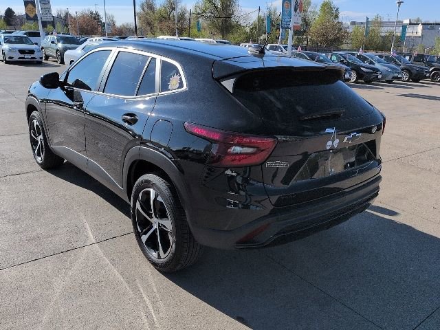 Used 2024 Chevrolet Trax RS w/ Driver Confidence Package image 7