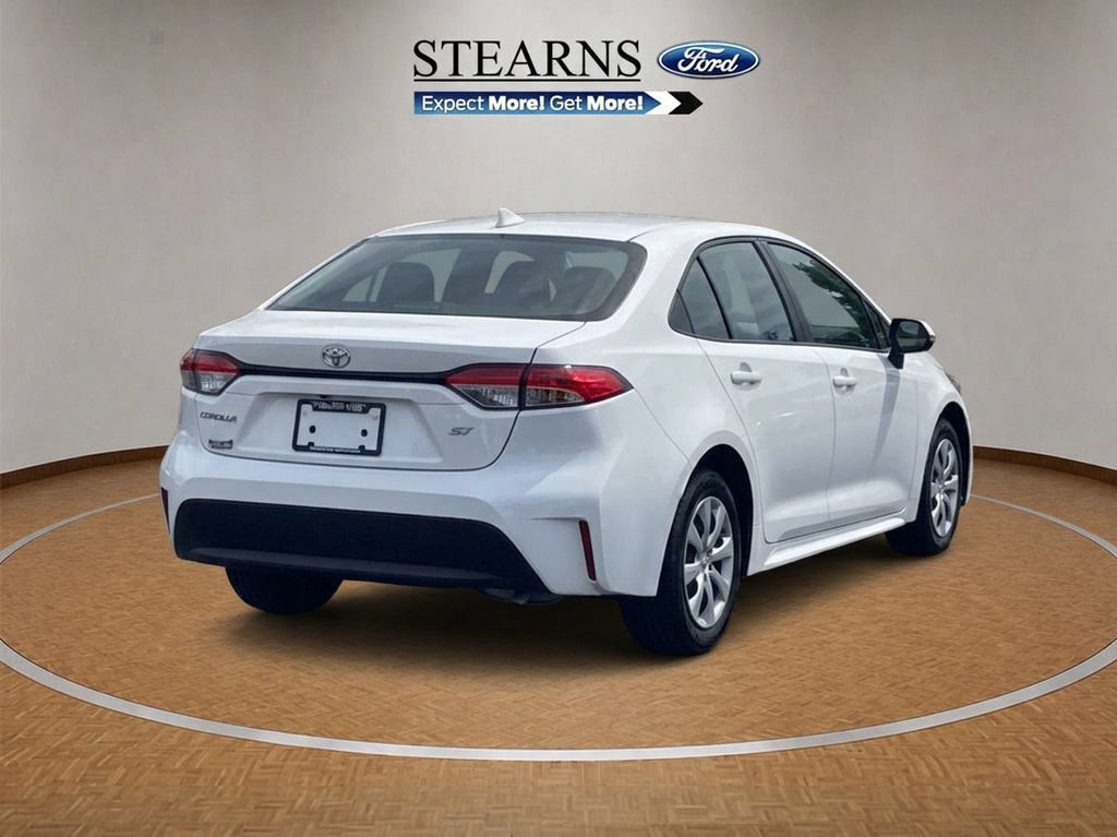 Used 2024 Toyota Corolla LE FWD image 14