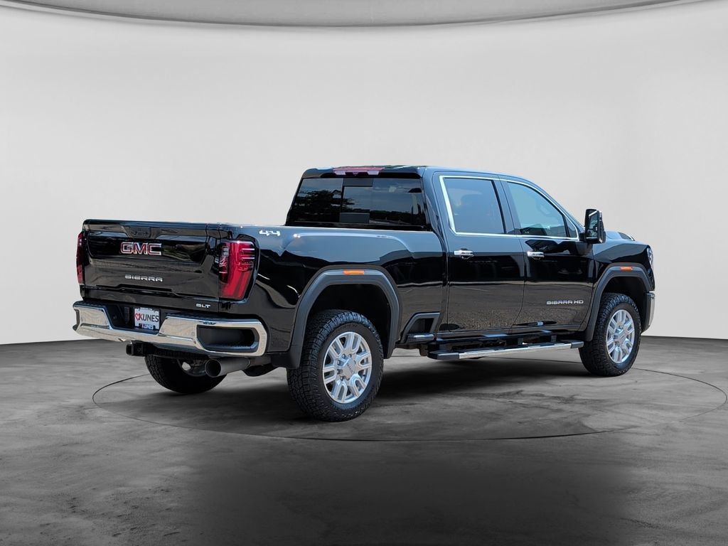 Used 2024 GMC Sierra 2500 SLT w/ SLT Premium Package AWD/4WD image 7