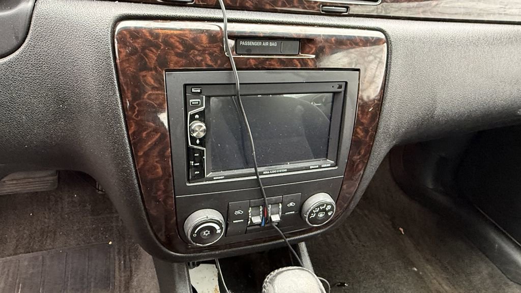 Used 2012 Chevrolet Impala LT FWD image 4
