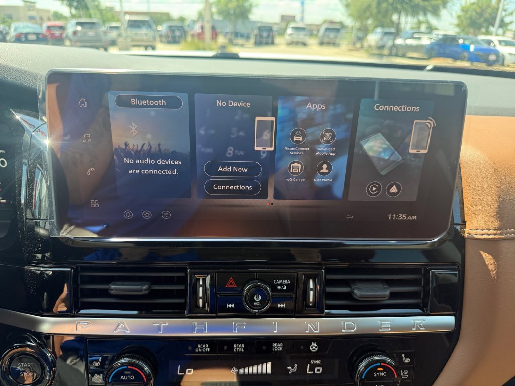 New 2026 Nissan Pathfinder Platinum FWD image 20