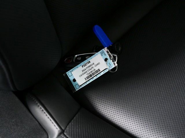 New 2026 Porsche Cayenne Coupe image 41