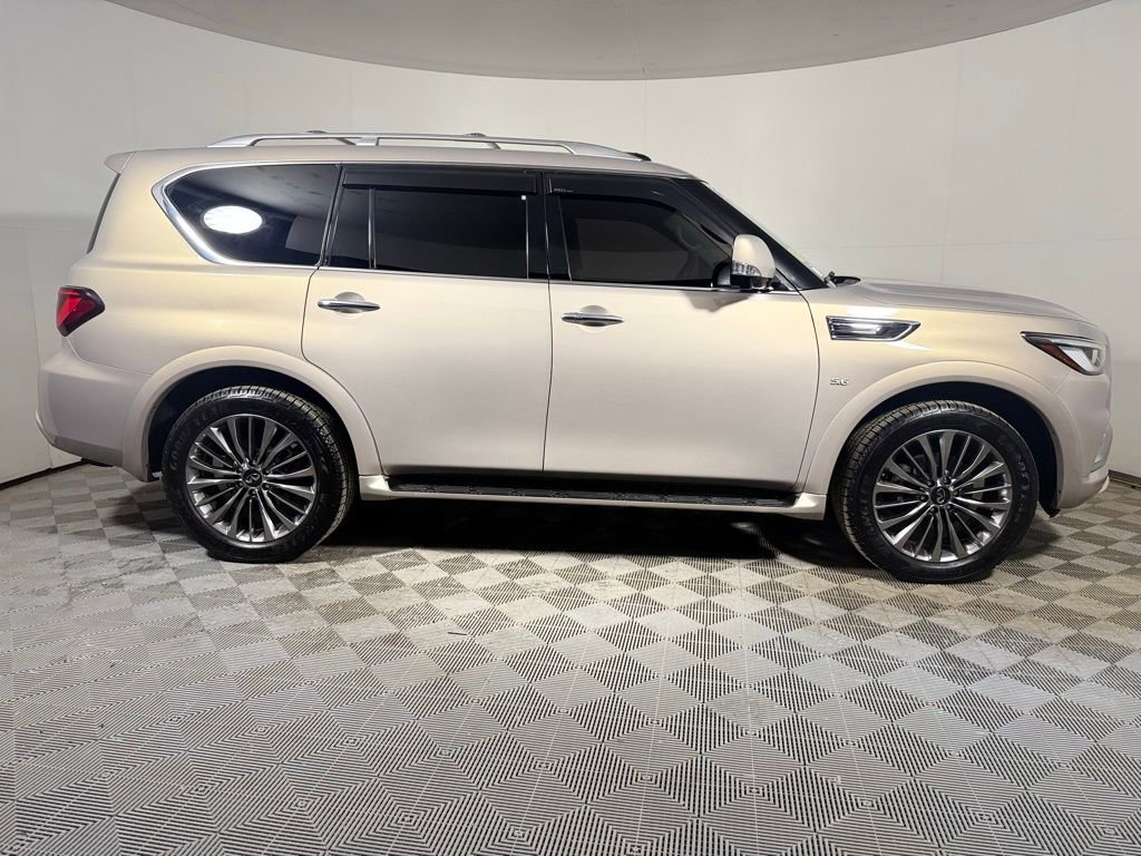Used 2018 INFINITI QX80 4WD w/ Driver Assistance Package image 8