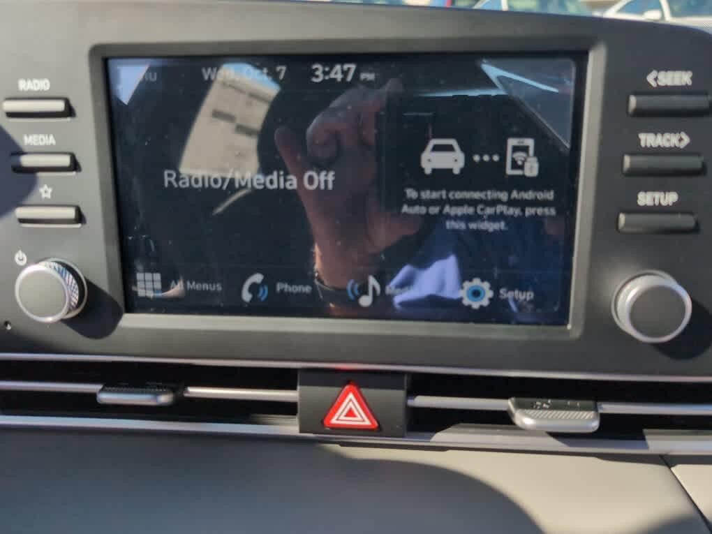 New 2026 Hyundai Elantra SE FWD image 24
