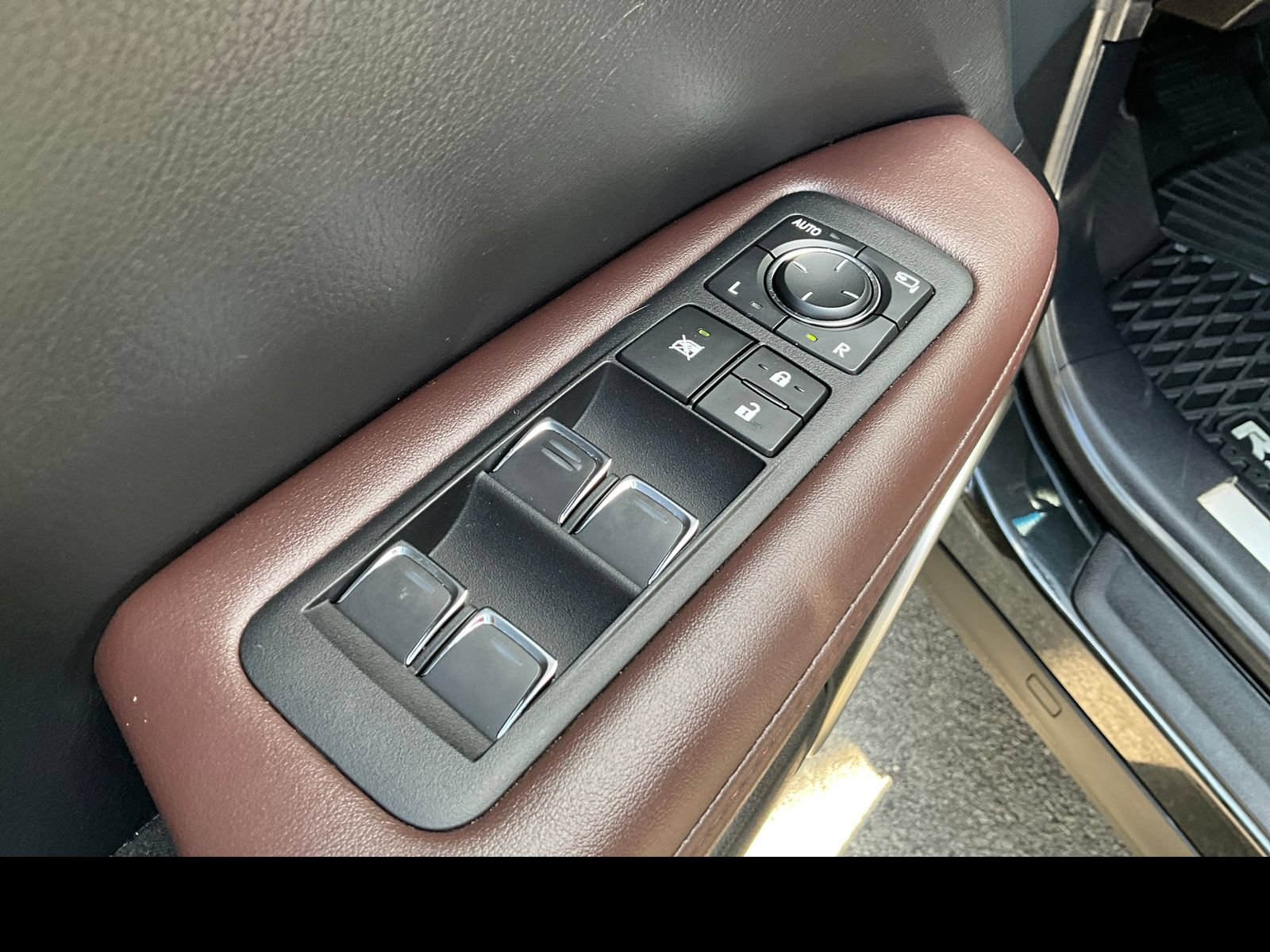 Used 2019 Lexus RX 350 AWD image 24