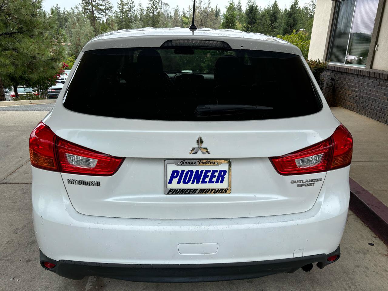 Used 2015 Mitsubishi Outlander Sport ES FWD image 8
