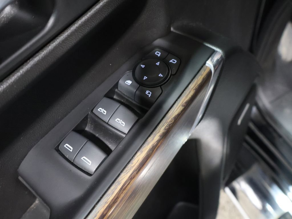 Used 2019 Chevrolet Silverado 1500 High Country image 15