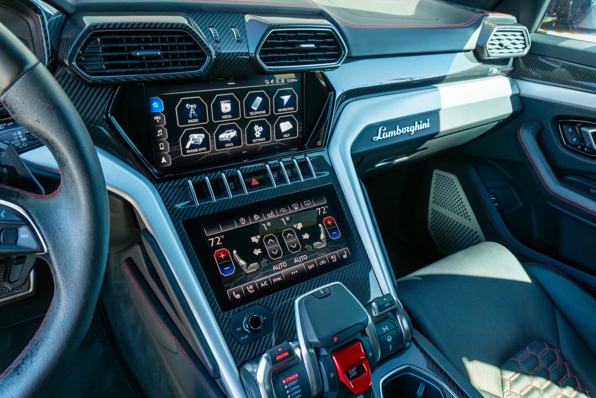 Used 2020 Lamborghini Urus image 64